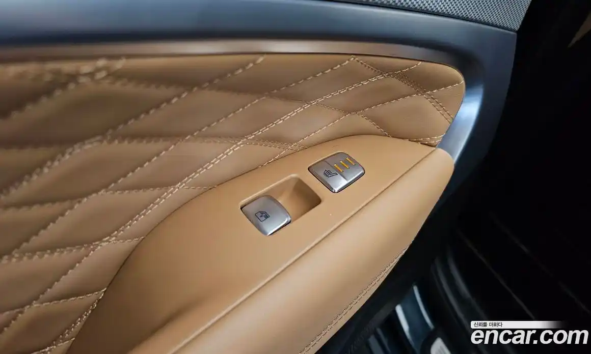 Genesis G70 2024 2.5 Автомат в Москве № 58282, фото 3