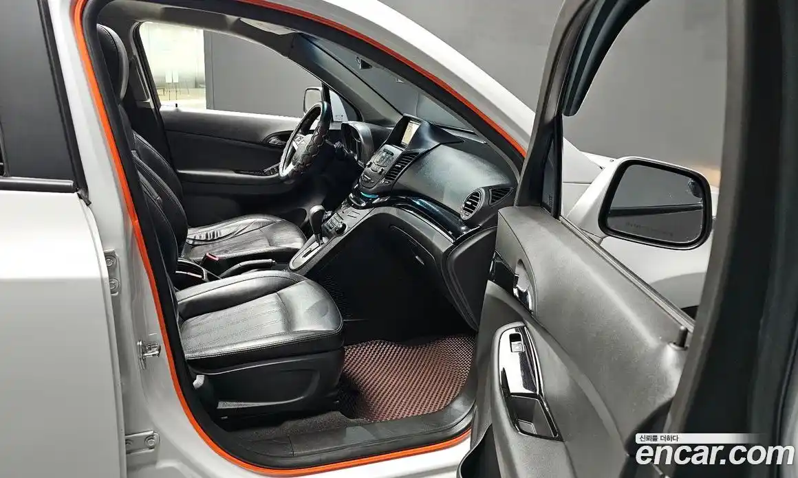 Chevrolet Orlando 2015 2.0 Автомат в Москве № 75921, фото 17