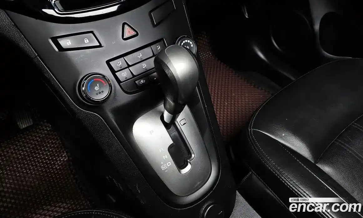 Chevrolet Orlando 2015 2.0 Автомат в Москве № 75921, фото 18