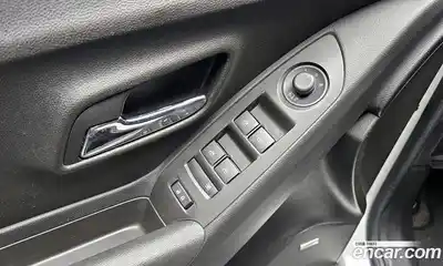 Chevrolet Trax 2017 1.6 Автомат в Москве № 96435, миниатюра 11