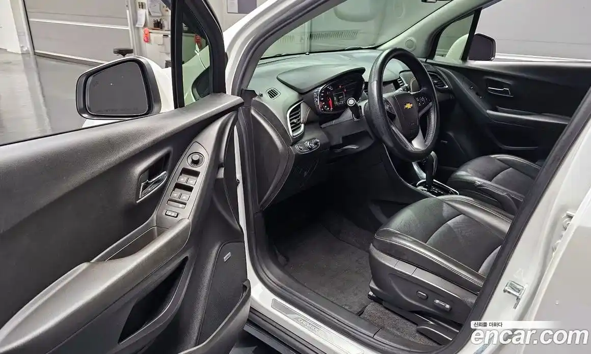 Chevrolet Trax 2017 1.6 Автомат в Москве № 96435, фото 18