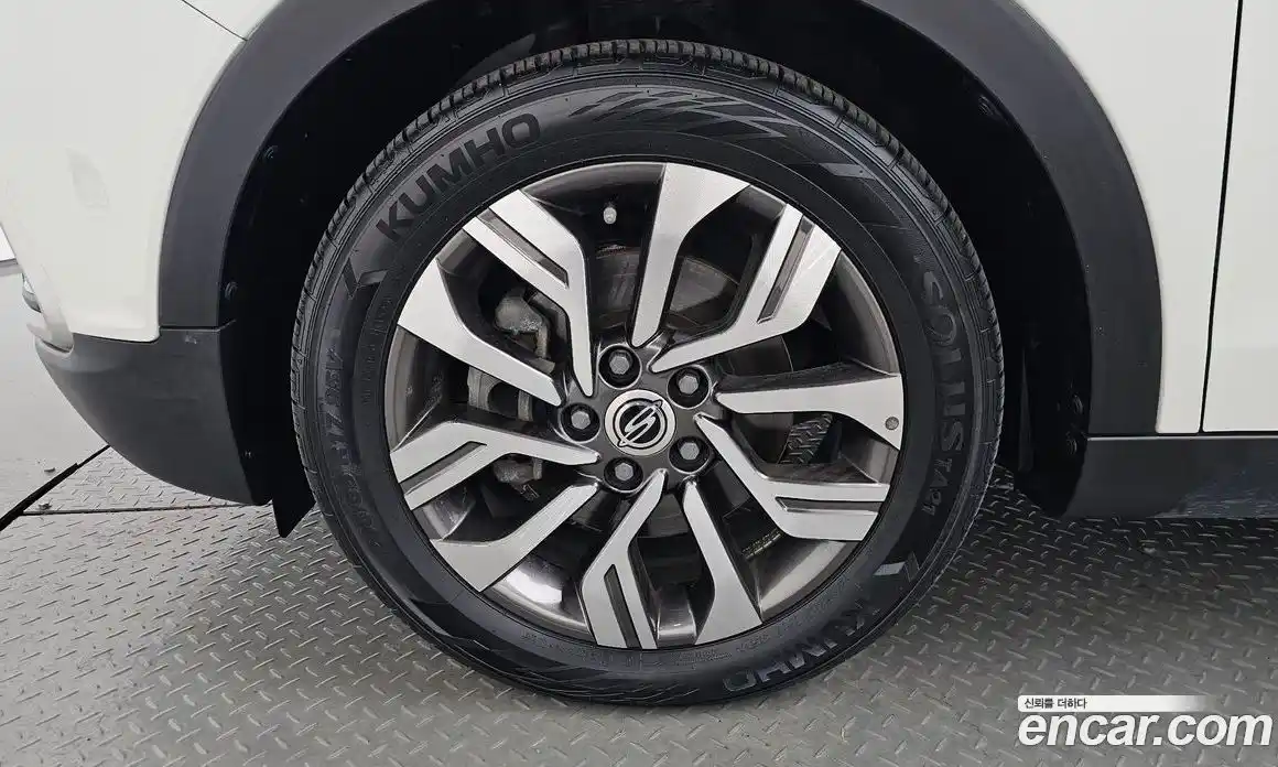 SsangYong TIBOLI 2019 1.6 Автомат в Москве № 99281, фото 17