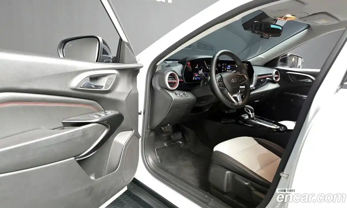 Chevrolet Trax 2025 1.2 Автомат в Москве № 104107, фото 4