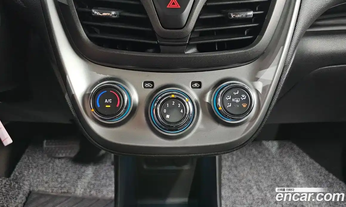 Chevrolet Spark 2016 1.0 Автомат в Москве № 104419, фото 18