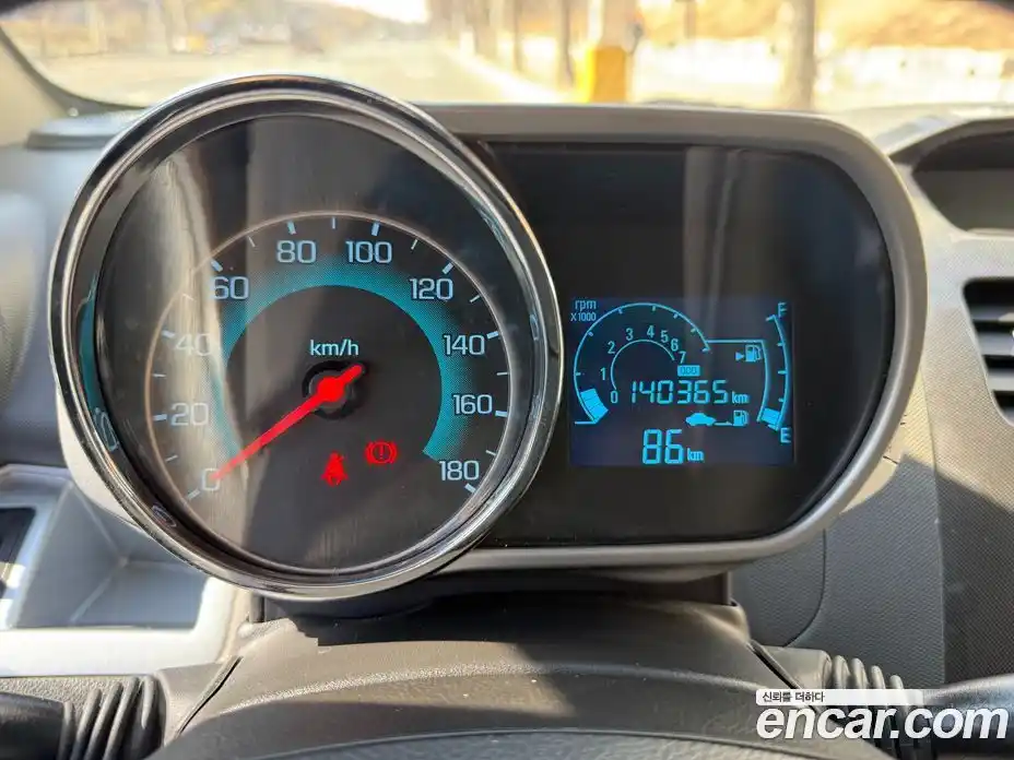 Chevrolet Spark 2014 1.0 Механическая в Москве № 105402, фото 12