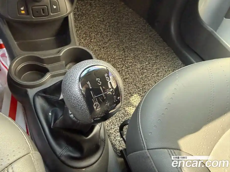 Chevrolet Spark 2014 1.0 Механическая в Москве № 105402, фото 13