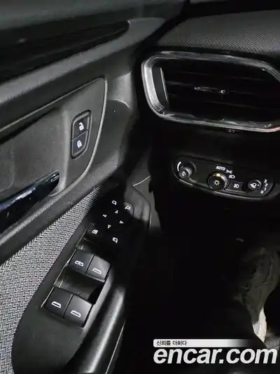 Chevrolet TrailBlazer 2023 1.3 Автомат в Москве № 105545, миниатюра 11