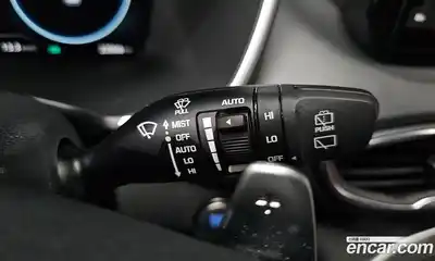 Hyundai Santa Fe 2023 1.6 Автомат в Москве № 108720, миниатюра 12