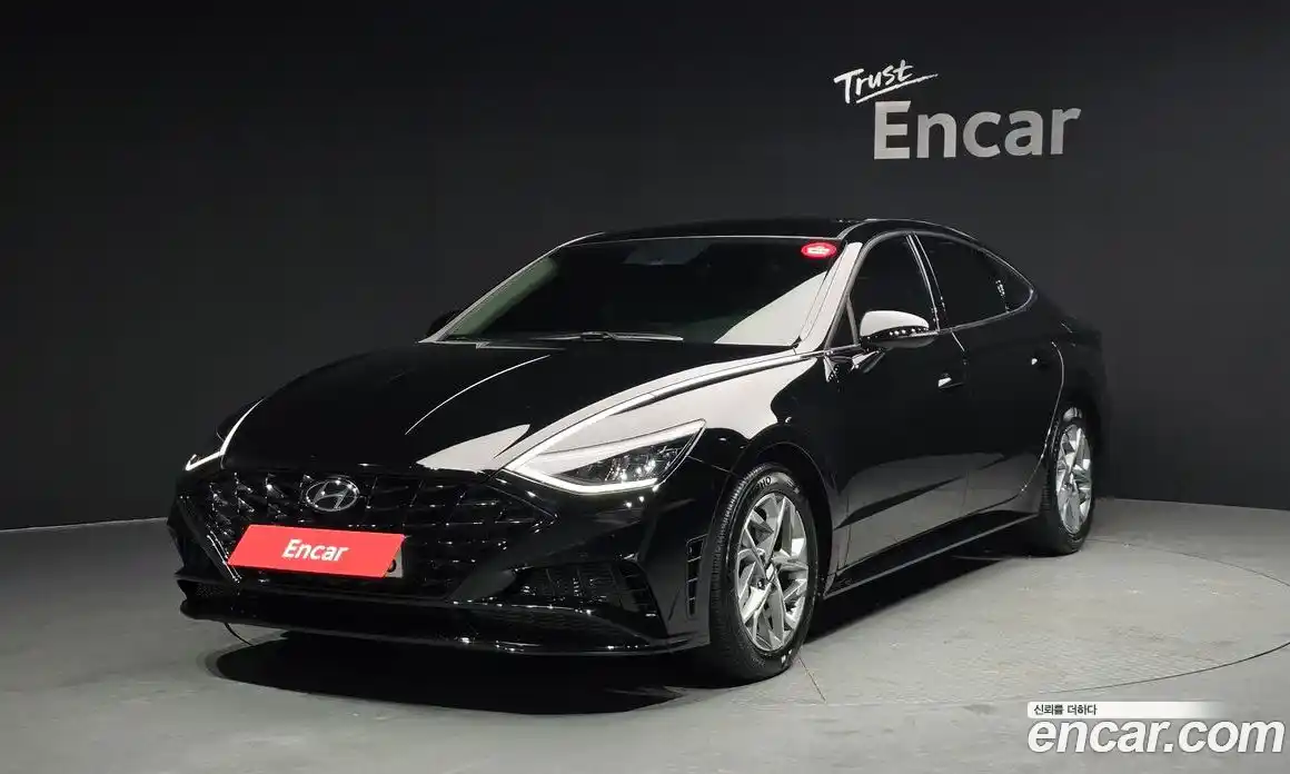 Hyundai Sonata 2023 2.0 Автомат в Москве № 111176, фото 1