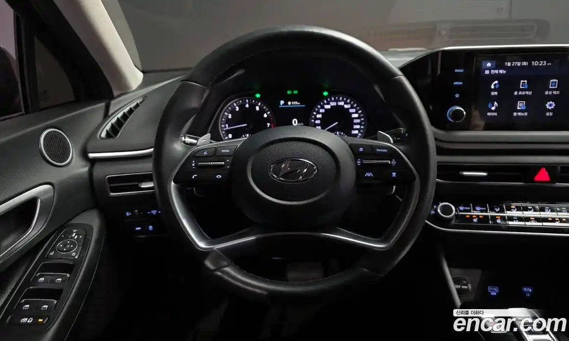 Hyundai Sonata 2023 2.0 Автомат в Москве № 111176, фото 13