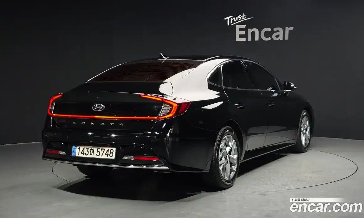 Hyundai Sonata 2023 2.0 Автомат в Москве № 111176, фото 2