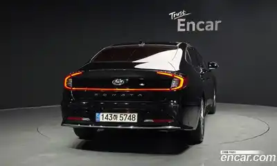 Hyundai Sonata 2023 2.0 Автомат в Москве № 111176, миниатюра 4