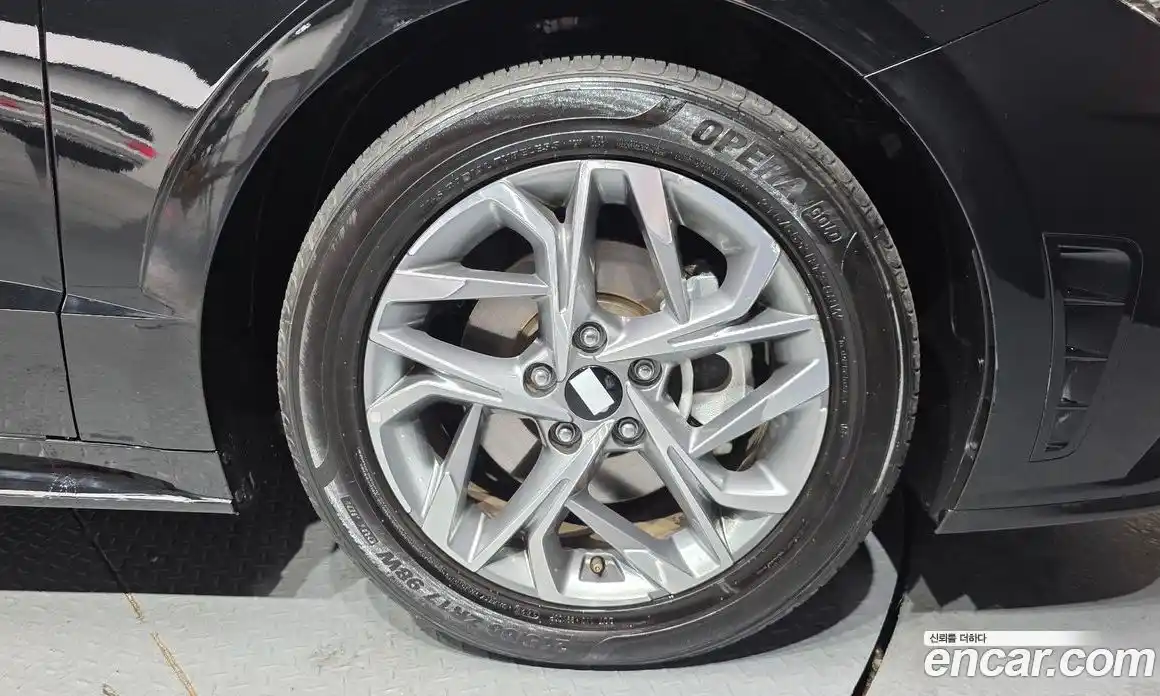 Hyundai Sonata 2023 2.0 Автомат в Москве № 111176, фото 5