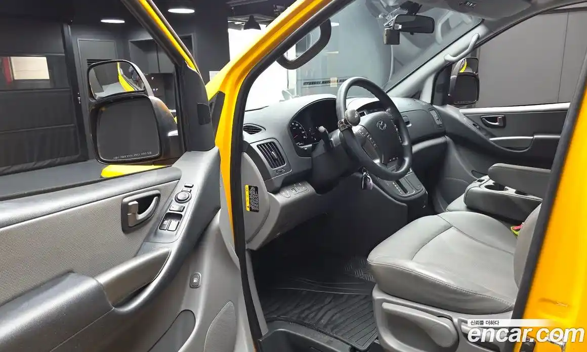 Hyundai Starex 2019 2.4 Автомат в Москве № 112269, фото 11