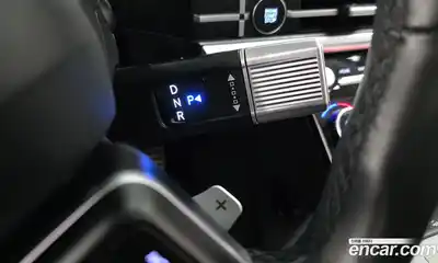 Hyundai Santa Fe 2024 2.5 Автомат в Москве № 112784, миниатюра 9