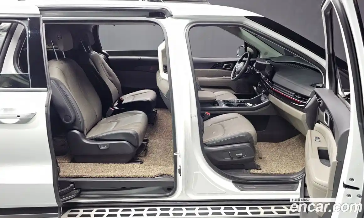 Kia Canival 2024 2.2 Автомат в Москве № 115659, фото 11