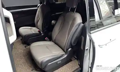 Kia Canival 2024 2.2 Автомат в Москве № 115659, миниатюра 12