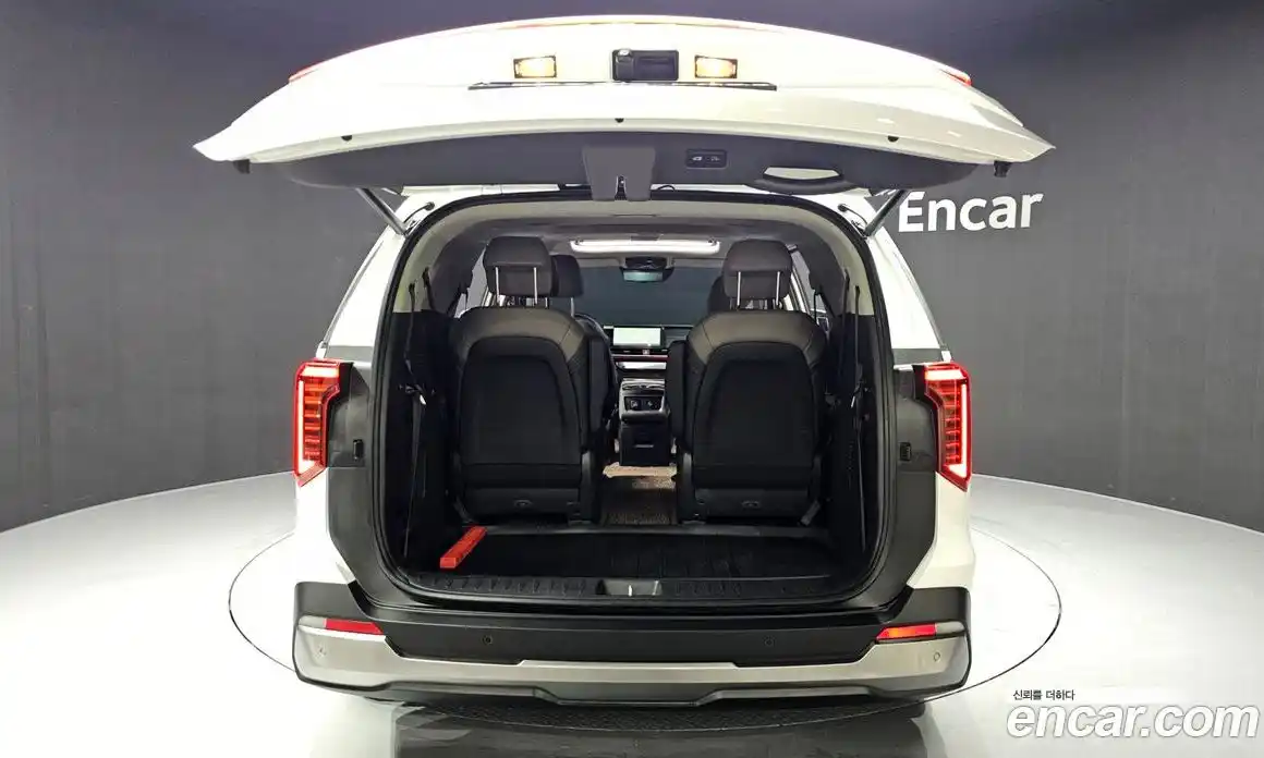 Kia Canival 2024 2.2 Автомат в Москве № 115659, фото 20