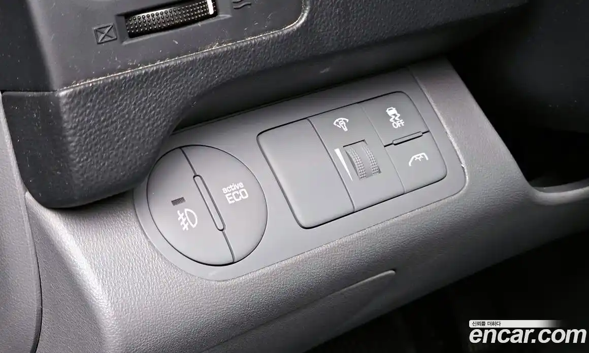 Hyundai Starex 2017 2.5 Автомат в Москве № 118677, фото 14