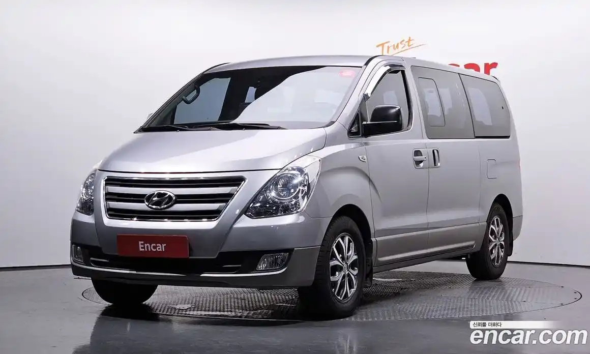 Hyundai Starex 2017 2.5 Автомат в Москве № 118677, фото 20
