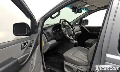 Hyundai Starex 2017 2.5 Автомат в Москве № 118677, миниатюра 3