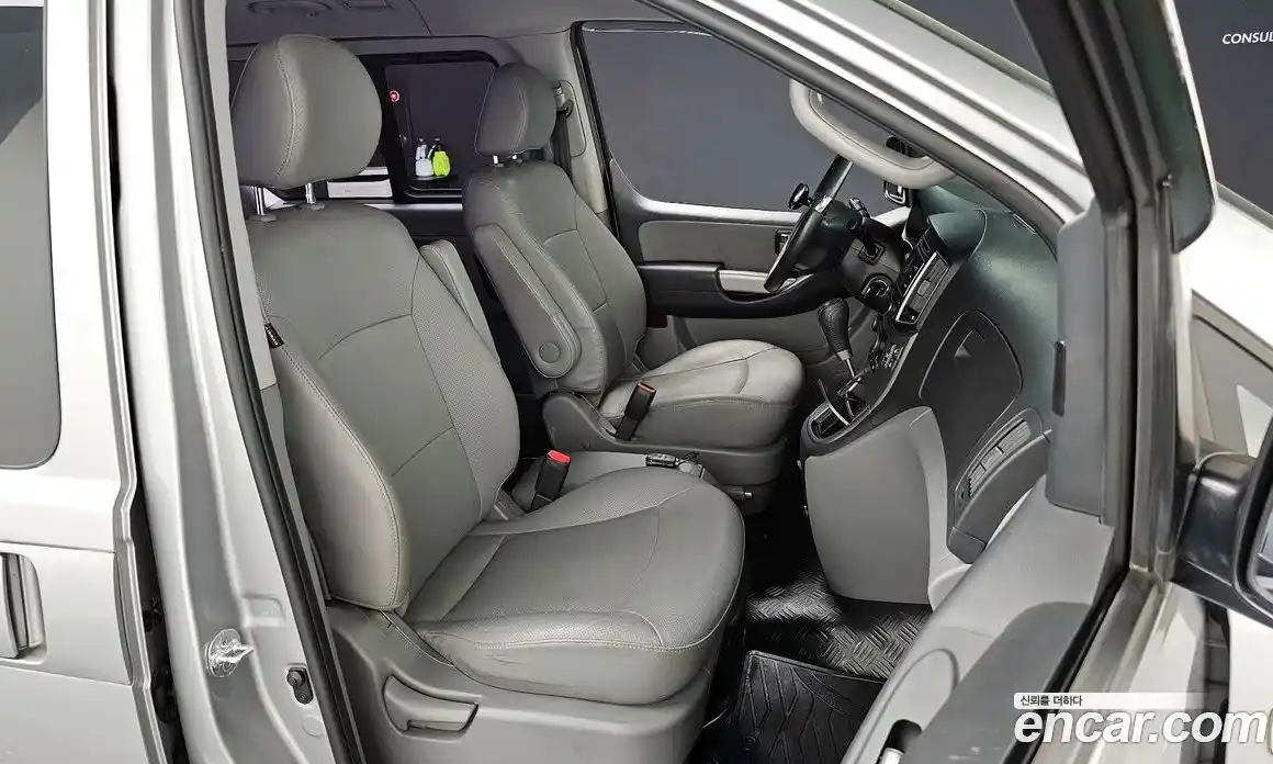 Hyundai Starex 2017 2.5 Автомат в Москве № 118677, фото 6