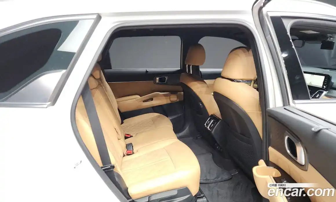 Kia Sorento 2023 1.6 Автомат в Москве № 120214, фото 12