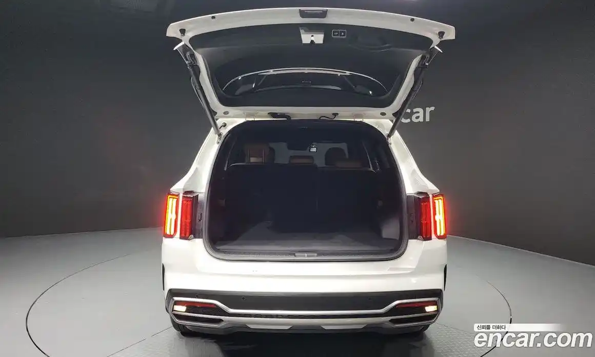 Kia Sorento 2023 1.6 Автомат в Москве № 120214, фото 14