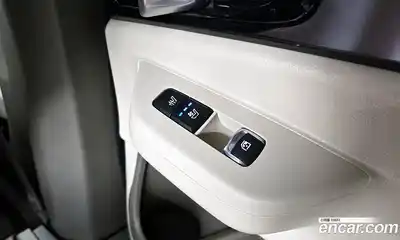 Kia Canival 2025 1.6 Автомат в Москве № 121926, миниатюра 5