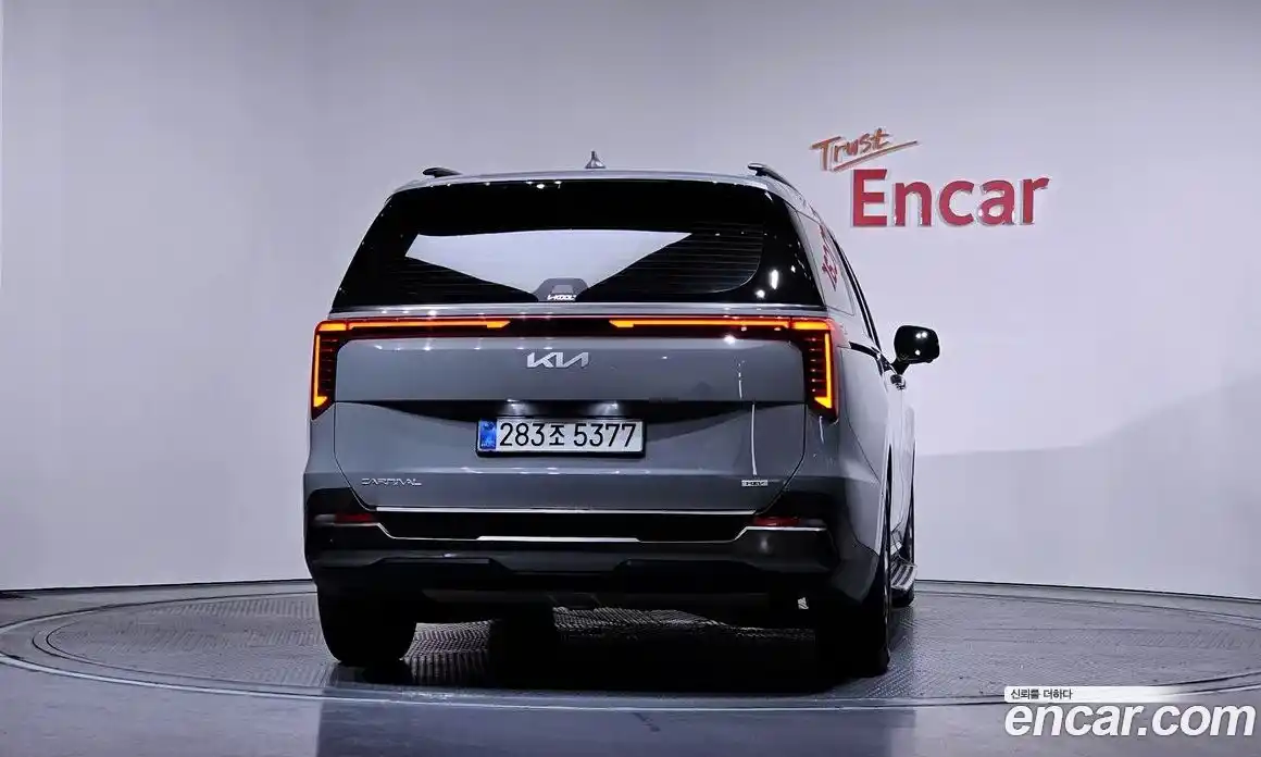 Kia Canival 2025 1.6 Автомат в Москве № 121926, фото 7