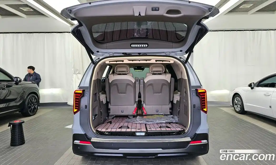 Kia Canival 2025 1.6 Автомат в Москве № 121926, фото 10