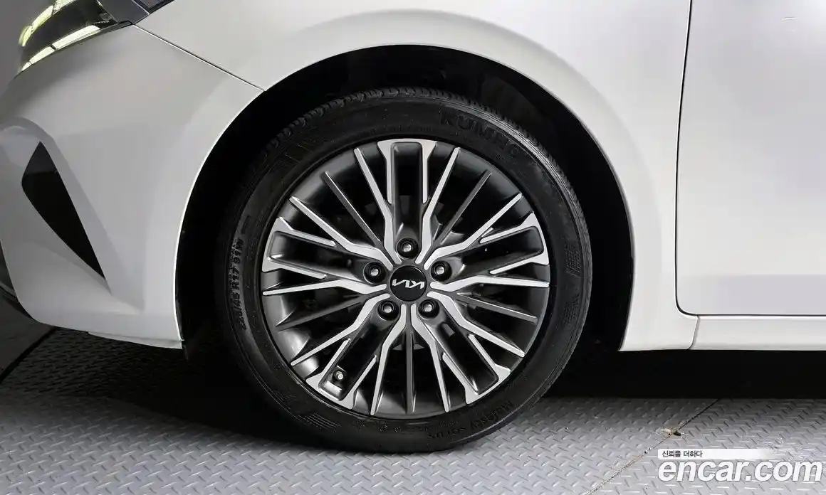 Kia K3 2022 1.6 Автомат в Москве № 123455, фото 14