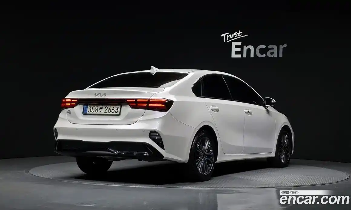 Kia K3 2022 1.6 Автомат в Москве № 123455, фото 4