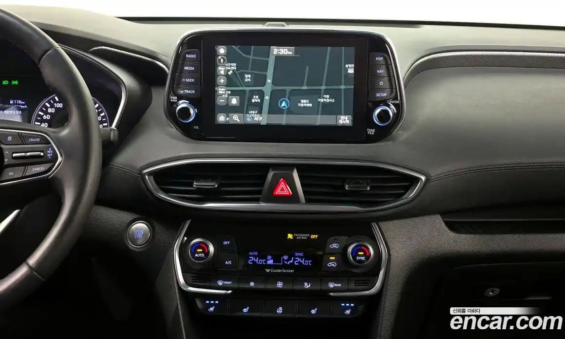 Hyundai Santa Fe 2019 2.0 Автомат в Москве № 124107, фото 15