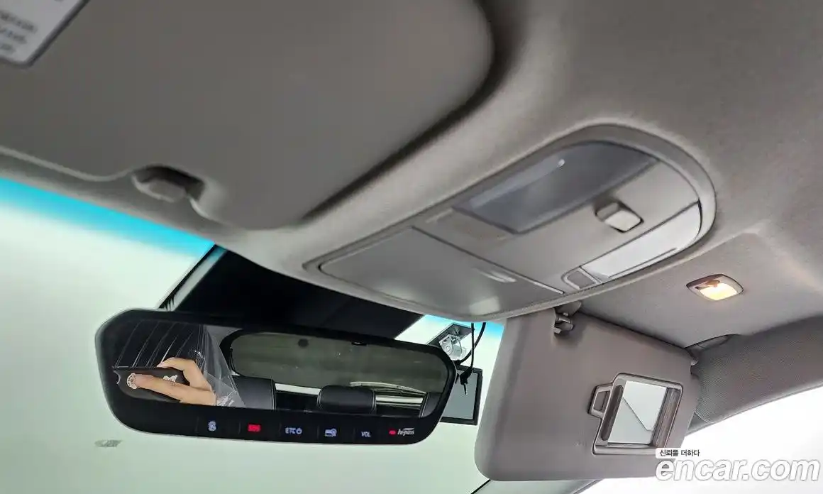 Hyundai Kona 2020 1.6 Автомат в Москве № 125000, фото 8