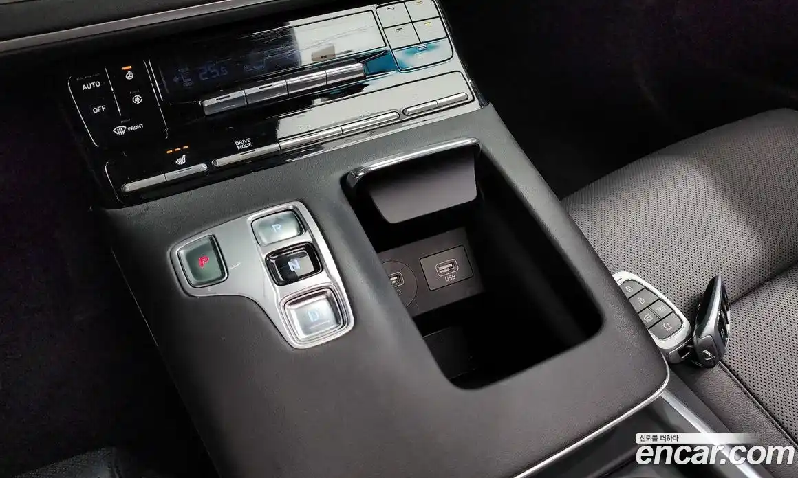 Hyundai Grandeur 2022 2.5 Автомат в Москве № 127100, фото 8