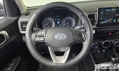 Hyundai Venue 2020 1.6 Автомат в Москве № 134398, миниатюра 2