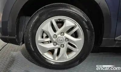 Hyundai Venue 2020 1.6 Автомат в Москве № 134398, миниатюра 10