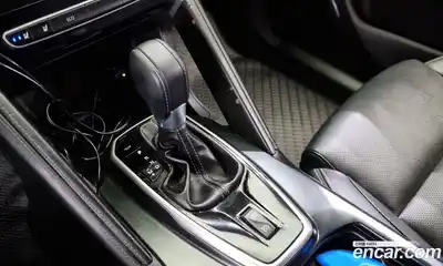 Renault QM6 2024 2.0 Автомат в Москве № 137608, миниатюра 11