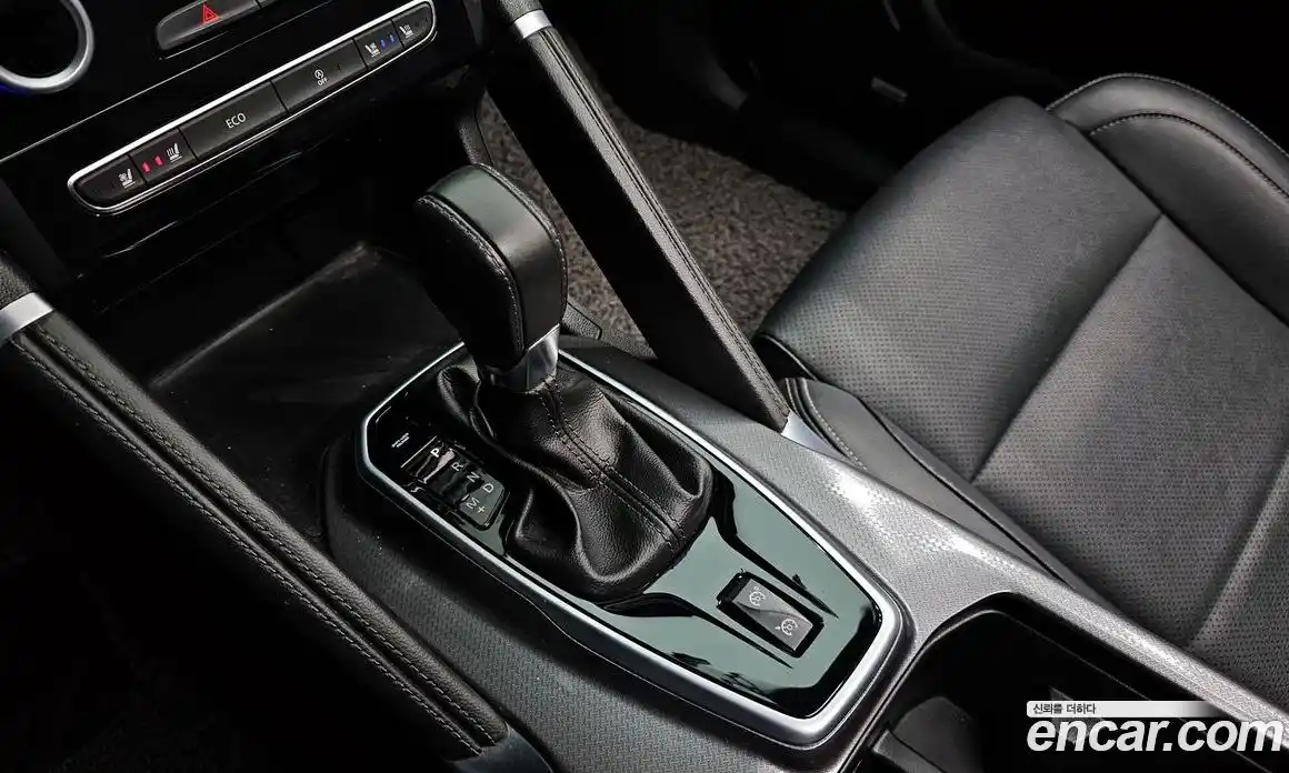 Renault QM6 2017 2.0 Автомат в Москве № 140356, фото 6