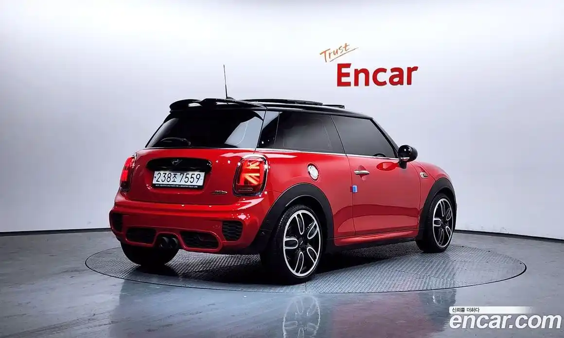 Mini Cooper 2019 2.0 Автомат в Москве № 140744, фото 11