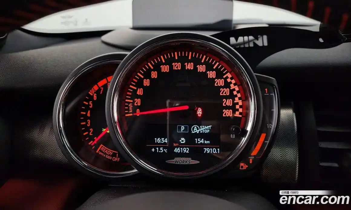 Mini Cooper 2019 2.0 Автомат в Москве № 140744, фото 16