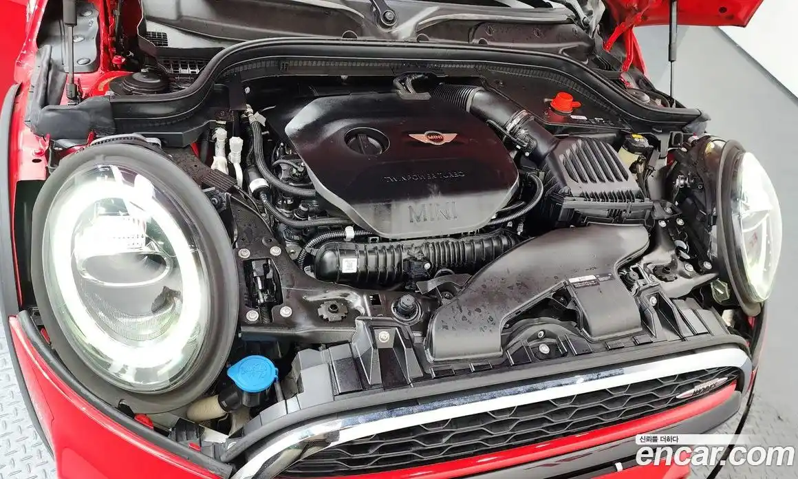 Mini Cooper 2019 2.0 Автомат в Москве № 140744, фото 20