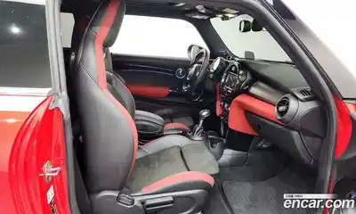 Mini Cooper 2019 2.0 Автомат в Москве № 140744, миниатюра 2