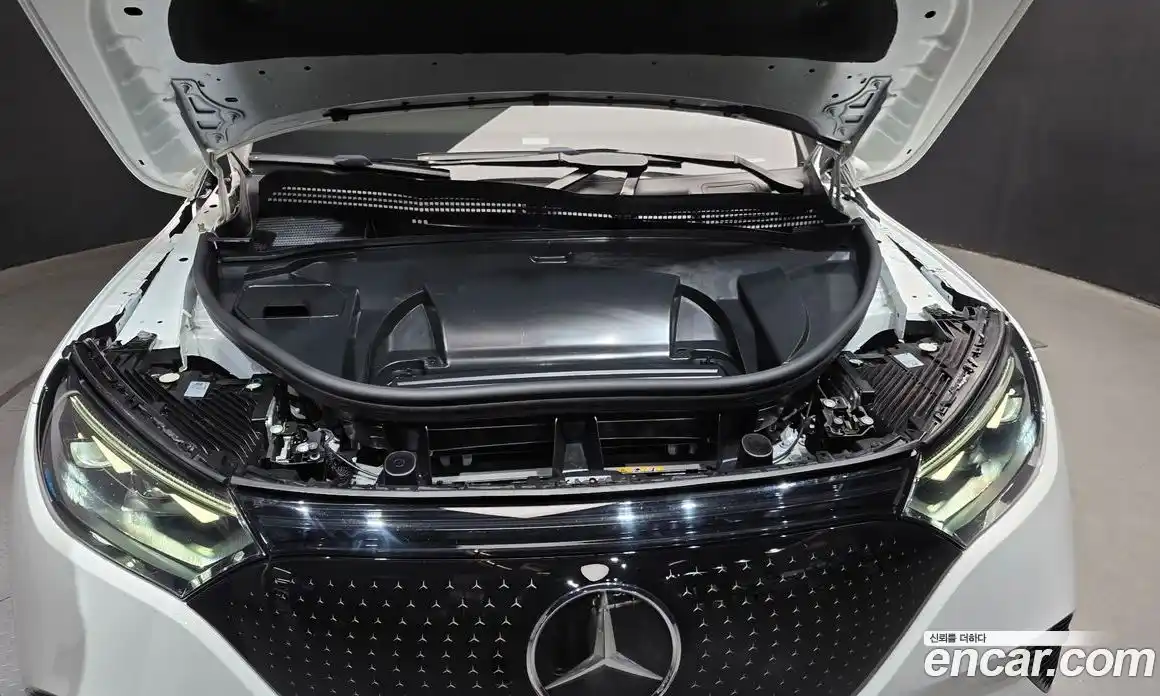 Mercedes-Benz EQE 2023 0.3 Автомат в Москве № 143518, фото 13