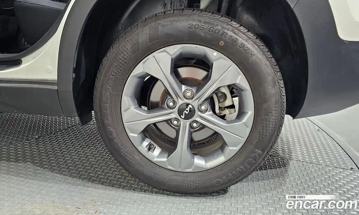 Kia Seltos 2024 1.6 Автомат в Москве № 14402, фото 19