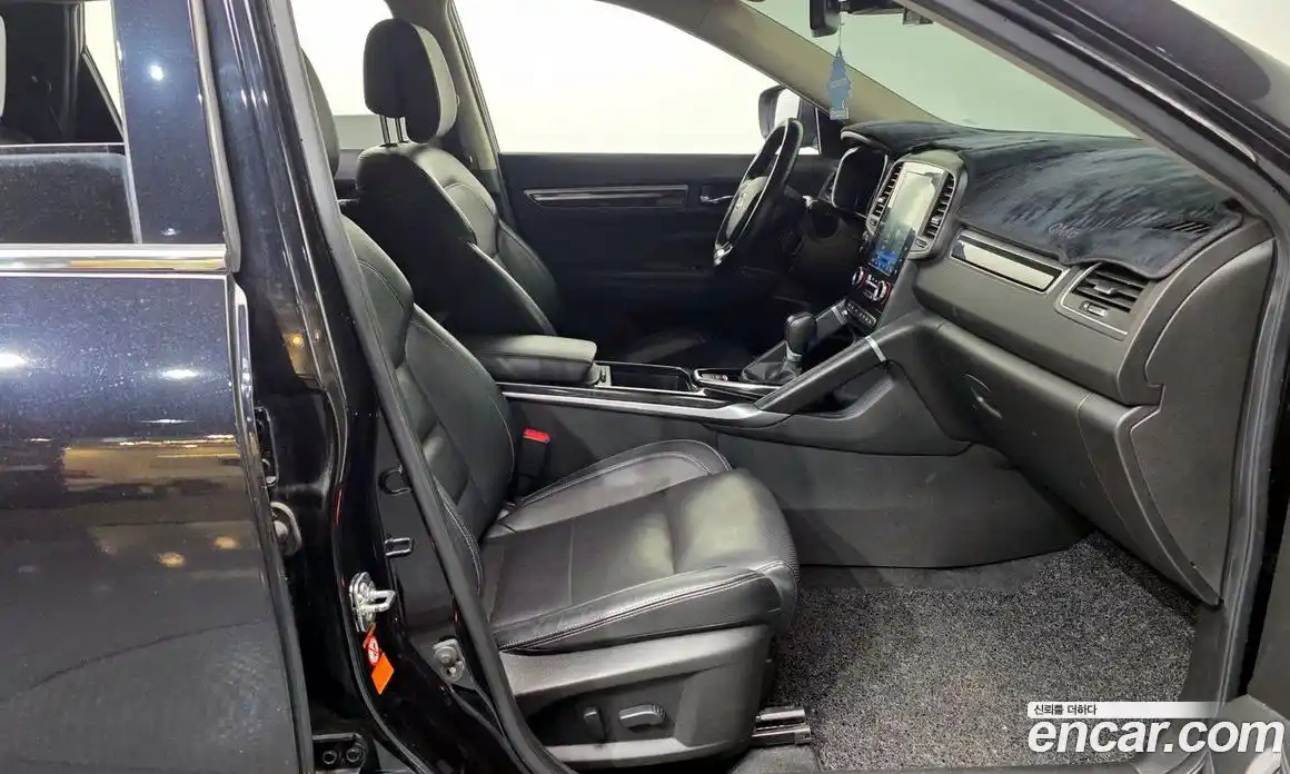 Renault QM6 2017 2.0 Автомат в Москве № 148031, фото 14