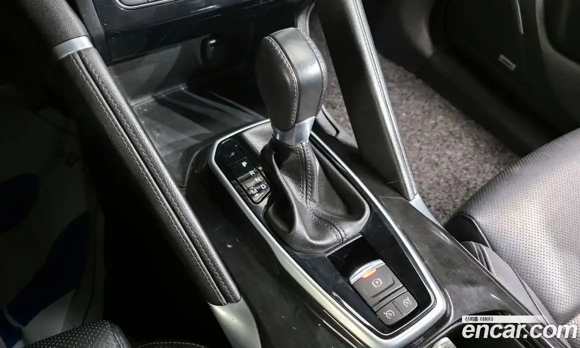 Renault QM6 2017 2.0 Автомат в Москве № 148031, фото 18