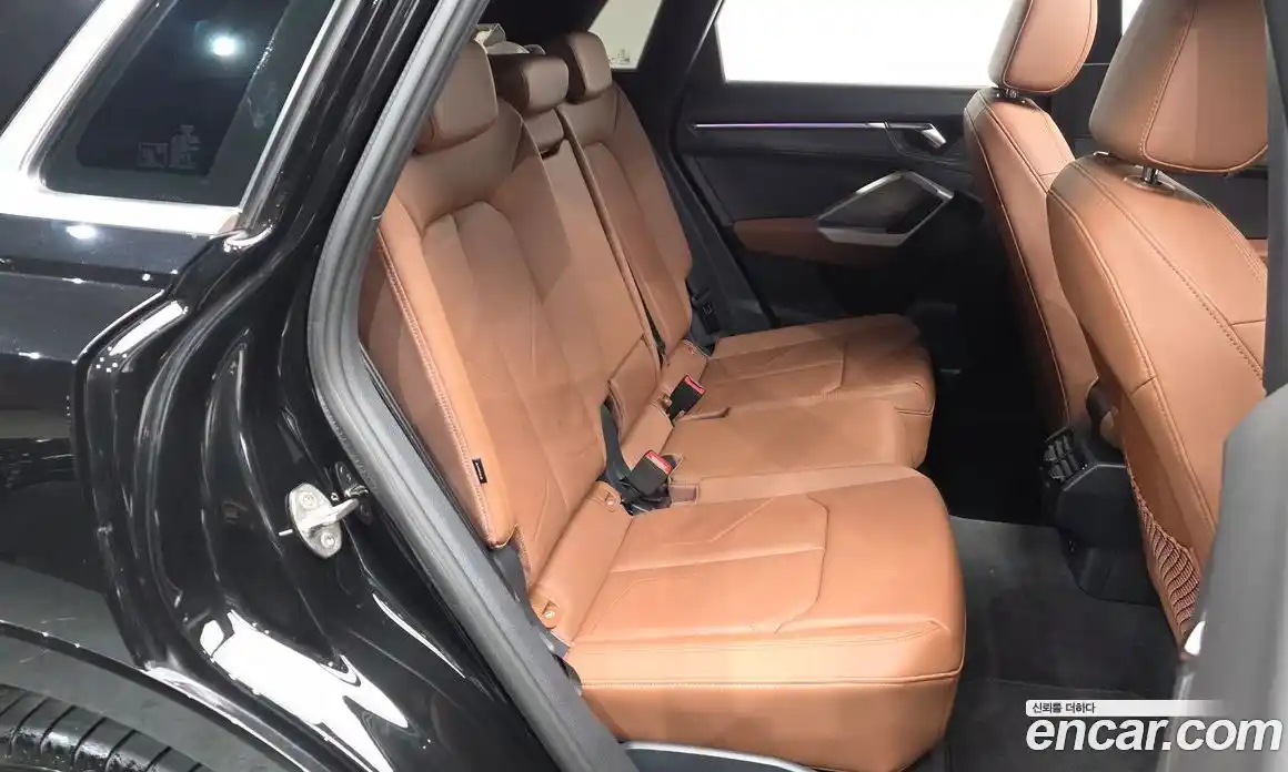 Audi Q3 2023 2.0 Автомат в Москве № 149343, фото 10