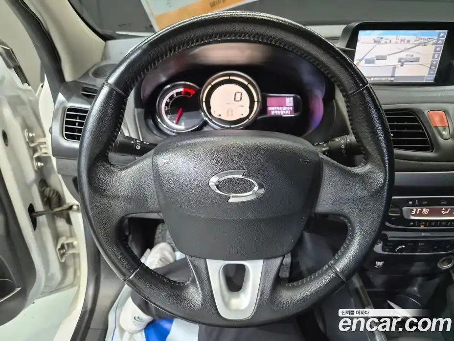 Renault SM3 2019 1.6 Автомат в Москве № 152424, фото 13